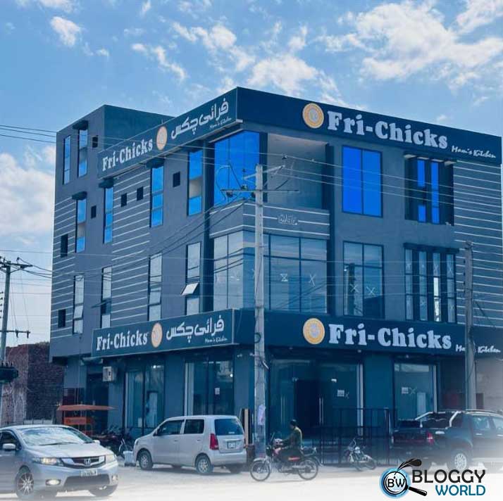 best fast food brand in Narowal at Fri-Chicks Narowal Al-Raheem Plaza, near Faiz Ahmed Faiz Park, Narowal, Punjab